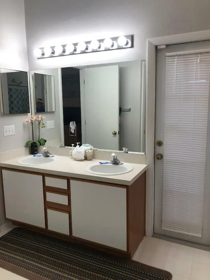 Pool Home 15 Minutes From Disney Davenport